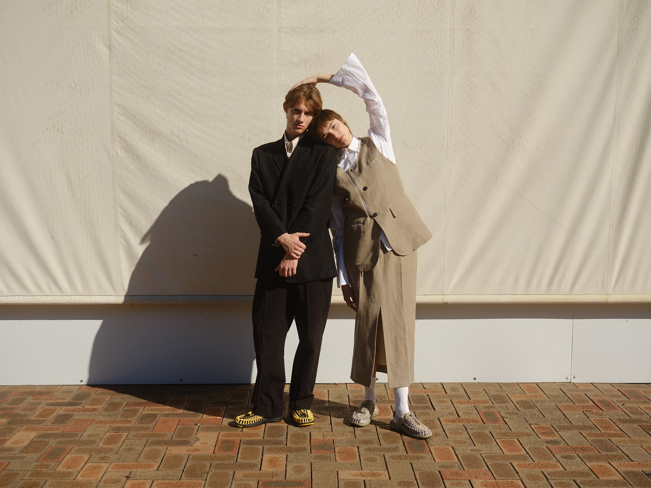 All Gender UNEEK II Convertible | Magnet/Dark Olive - Image 7