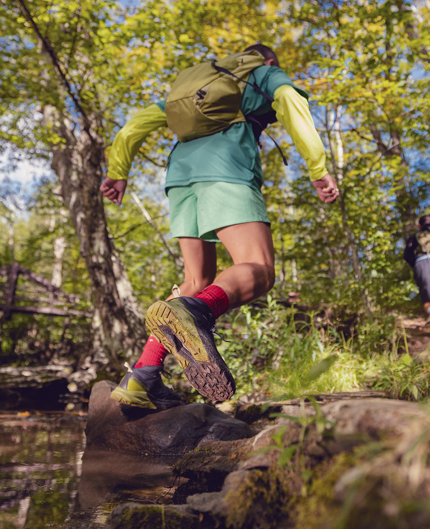 Men's Targhee Apex Waterproof Hiking Boot | Alloy/Black - Image 9