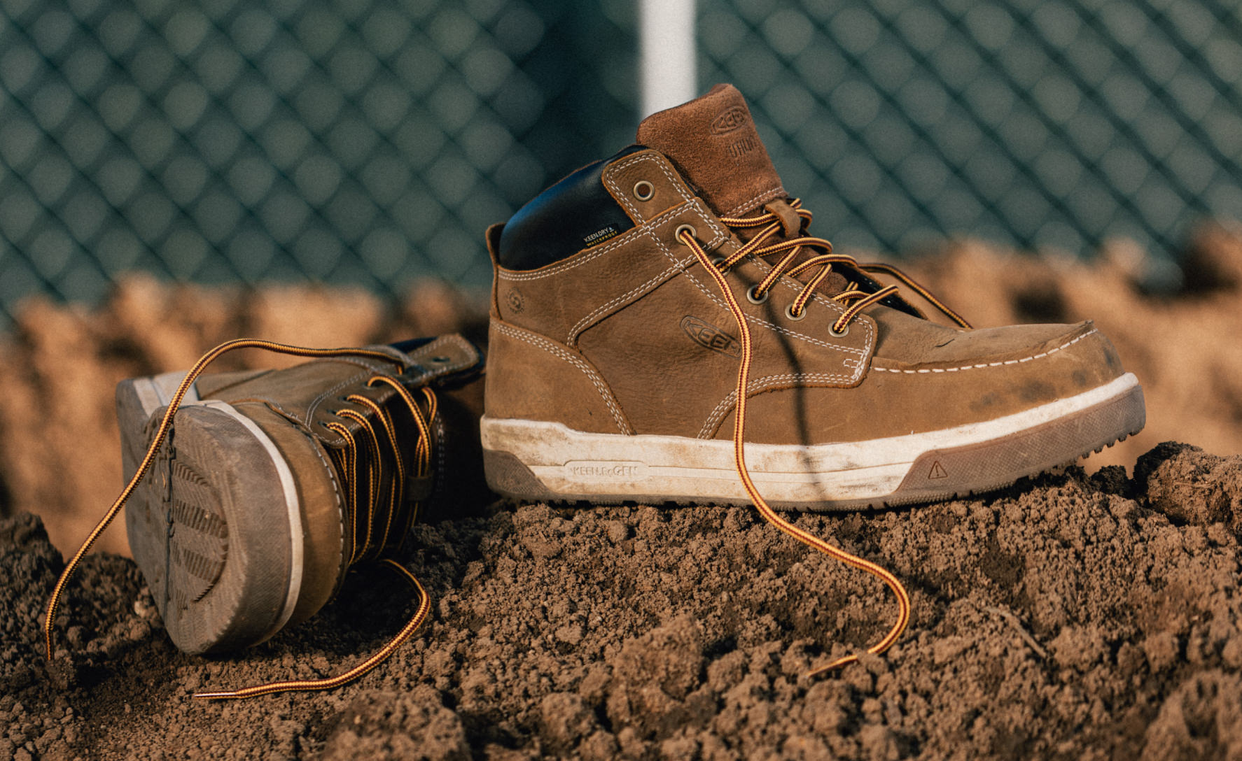 Men's Gibson Waterproof Work Boot (Carbon Toe) | Cascade Brown/Gum - Image 7