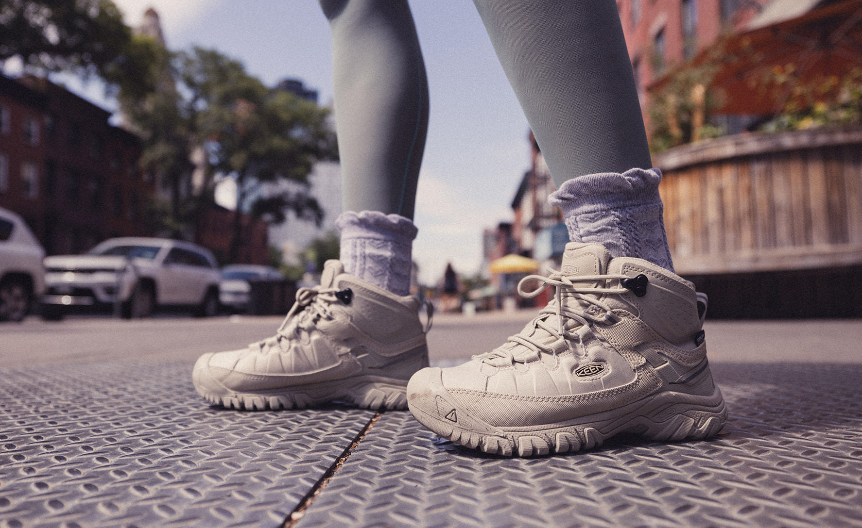Women's Targhee EXP Waterproof Hiking Boot | Abbey Stone/Abbey Stone - Image 7