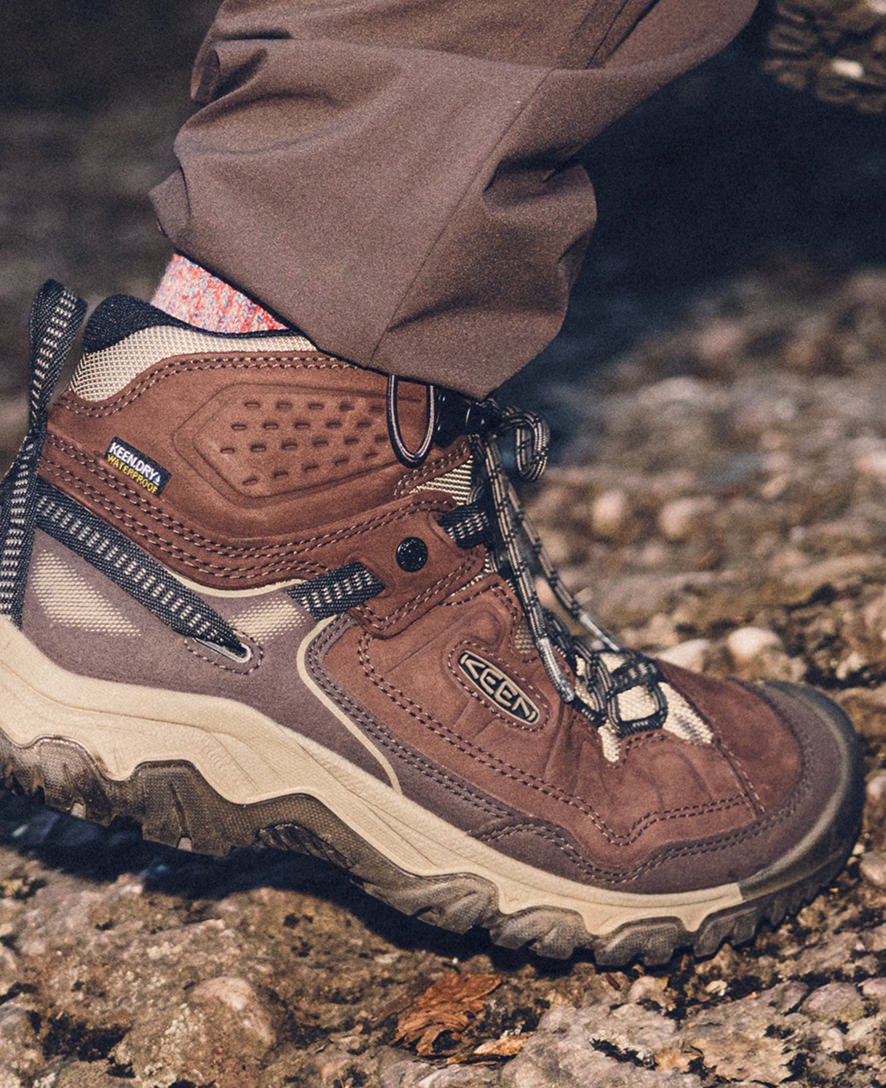 Men's Targhee IV Waterproof Hiking Boot | Java/Brindle - Image 8
