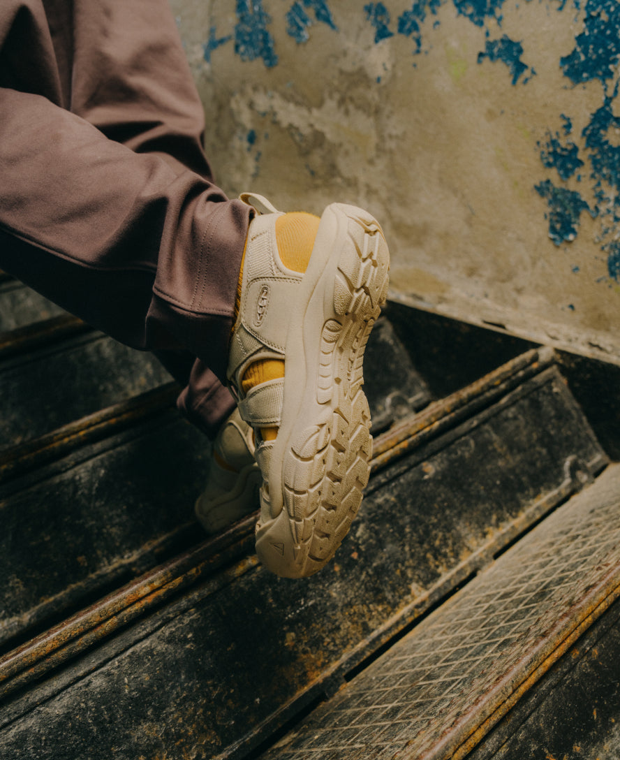 Women's Newport H2 | Monochrome/Garnet - Image 8