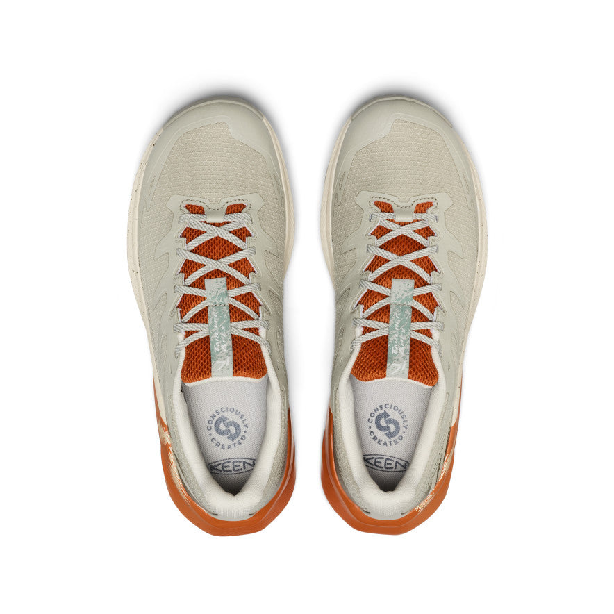 Men's Targhee Apex Waterproof Hiking Shoe | Abbey Stone/Gold Flame - Image 4